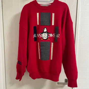 AUSING WEAR 펭귄 자수 스웨터 레드