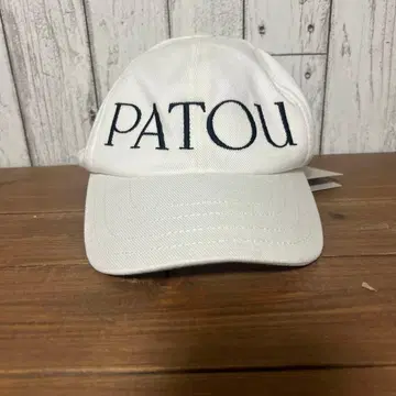 PATOU 로고 자수 야구 모자 화이트 L 사이즈