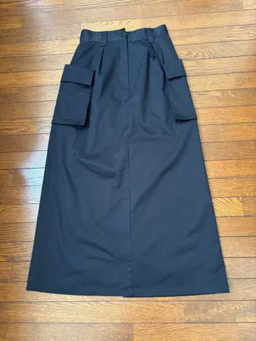 밤 카고 타이트 스커트