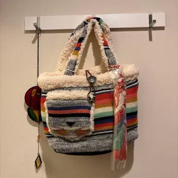 안티 발리스틱 리버서블 니트 토트백