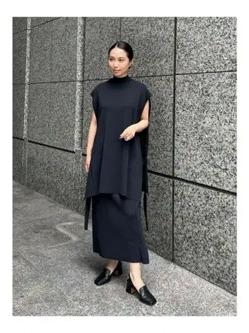 24AW 어도어 드라이 스트레치 니트 스커트 상의 셋업