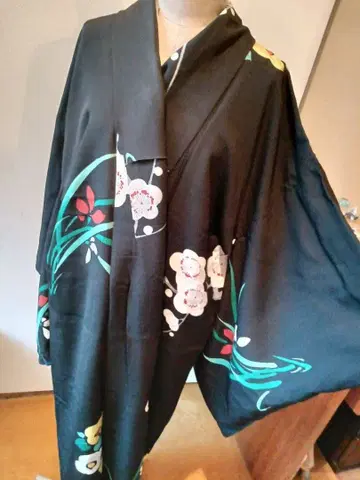 호몬기 꽃무늬 블랙 실크