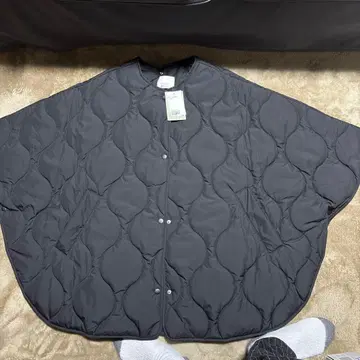 H&M 블랙 퀼팅 자켓 M/L