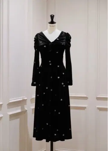 herlipto Belmont Floral Velour Dress