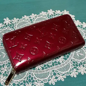 에나멜 장지갑 레드