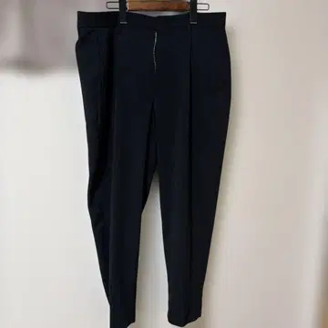 BEAUTY&YOUTH UNITED ARROWS 블랙 슬랙스