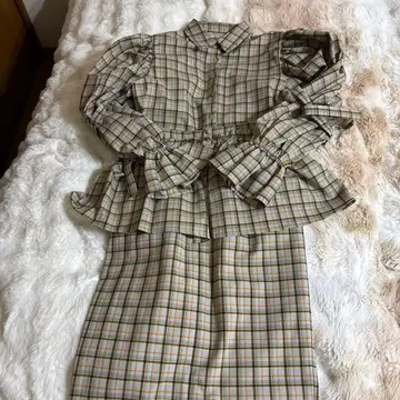 Honey mi honey 체크 무늬 퍼프 슬리브 셋업