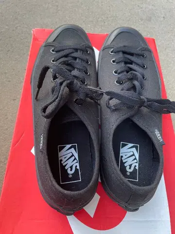 [ 새상품급 ] VANS V67CVS 오센틱 올 블랙 25.5cm