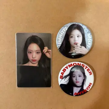 BABYMONSTER 아현 트레이딩 카드 캔뱃지 세트