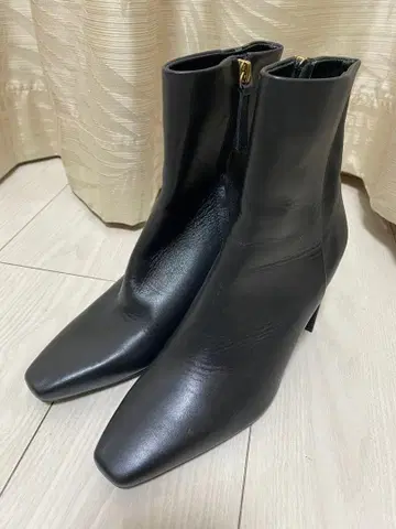 ZARA 블랙 숏부츠 37 사이즈