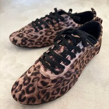 새상품급 ZARA 레오파드 무늬 스니커즈 브라운/블랙 37 23.5
