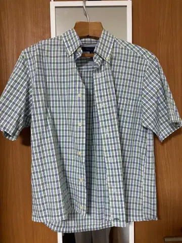 TOMMY HILFIGER 체크 무늬 반팔 셔츠 버튼 다운