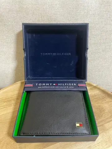 [ 미사용 새상품 ] 타미힐피거 tommyhilfiger 접이식 지갑
