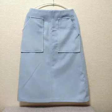 스웨이드풍 세미 플레어 스커트 포켓 부착