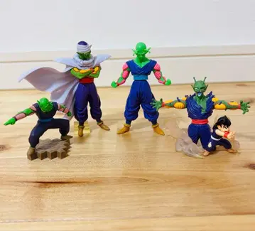 드래곤볼 피콜로 액션 피규어 4체