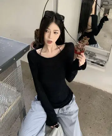 블랙 긴팔 상의 등 트임