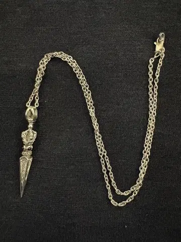 ZOCALO 대거 펜던트