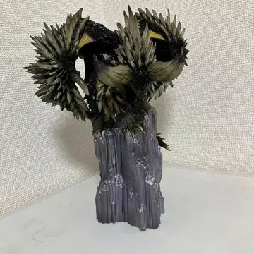 캡콤 피규어 빌더 크리에이터즈 모델 멸진룡 네르기간테 복각판