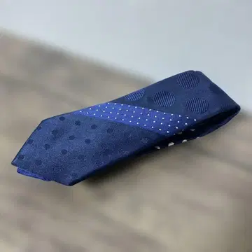 giraffe 지라프 넥타이 블루 도트 x 도트