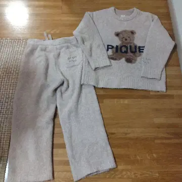 젤라피케 베이지 곰 자수 룸웨어 세트