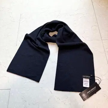새상품 JOHN SMEDLEY 머플러 네이비 택 포함