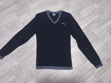 PUMA 블랙 V넥 긴팔 스웨터