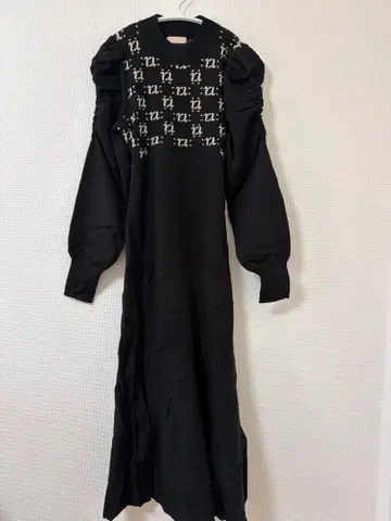 RESEXXY 리젝시 블랙 머메이드 니트 원피스 긴팔