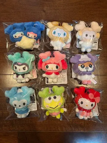 TWICE LOVERYS 산리오 마스코트 컴플리트 gigo 한정판