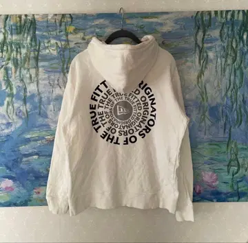 New Era 화이트 후드티