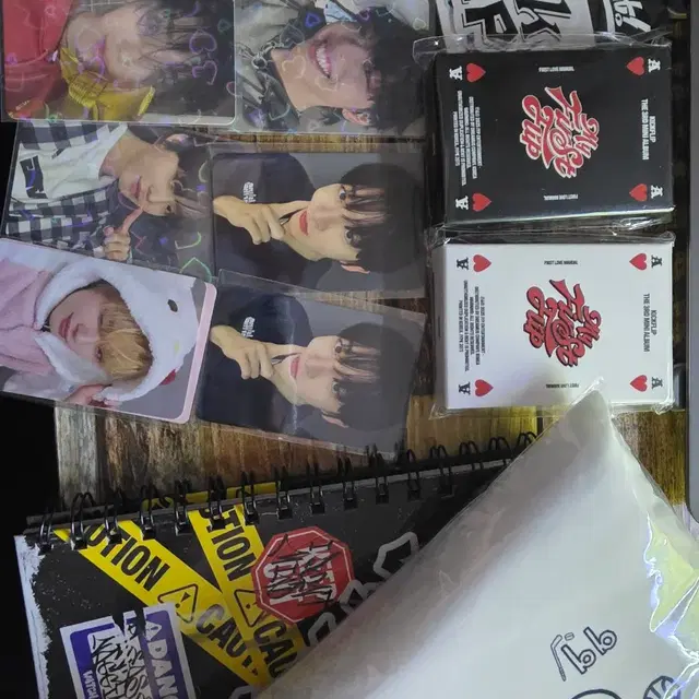 킥플립 포카 앨범