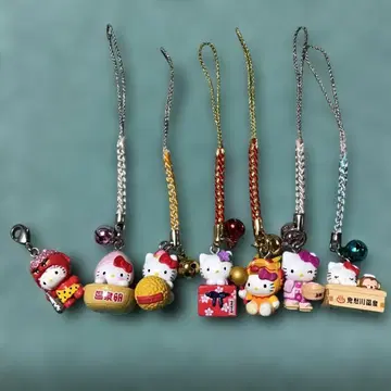 산리오 레트로 지역 한정 키티 스트랩 일괄