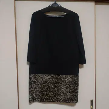 블랙 7부 소매 원피스 텍스처 포함