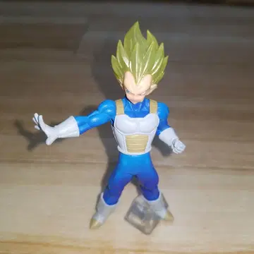 드래곤볼 베지터 피규어
