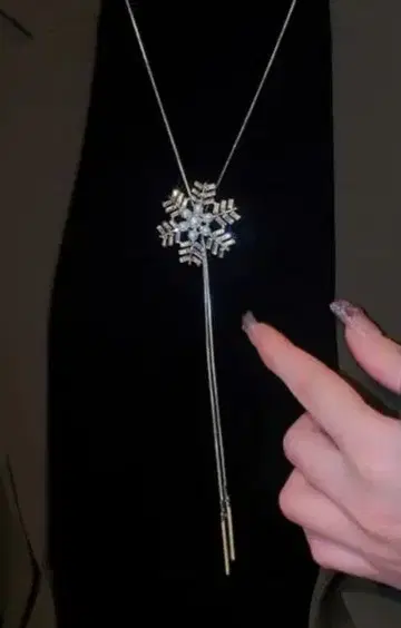 새상품 눈꽃 디자인 롱 목걸이 미니 펄