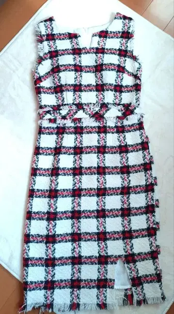 JEWELS 트위드 체크 원피스 슬리브리스 M 프린지