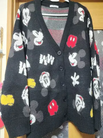 아베일 니트 가디건 미키