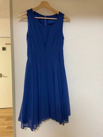 블루 플레어 드레스 V넥 슬리브리스 38호