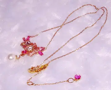 새상품급 스와로브스키 Gema Sakura 목걸이 핑크 1214ib1