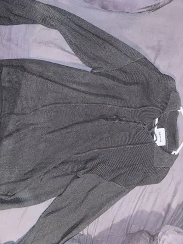 레이스업 긴팔 니트