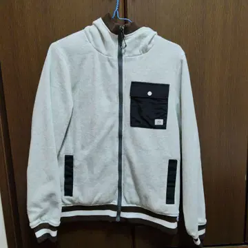 후드 부착 리버서블 후드티