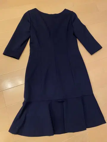 스트로베리 필드 원피스 네이비 플레어 스커트