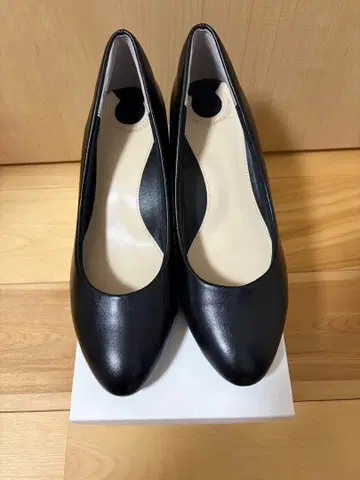 [ 달릴 수 있는 슬림 레그 펌프스 ] 3E 넓은 폭 쾌적 펌프스