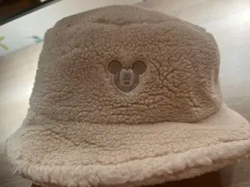 미사용 새상품 미키마우스 플리스 모자 58cm