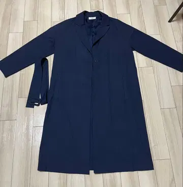 LA MANIERE FRANCAISE 네이비 롱 코트