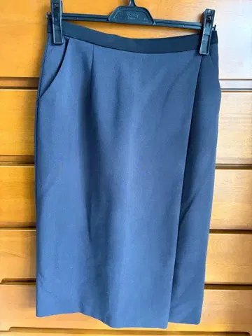 rukkilill 다크 그레이 타이트 스커트 암비덱스