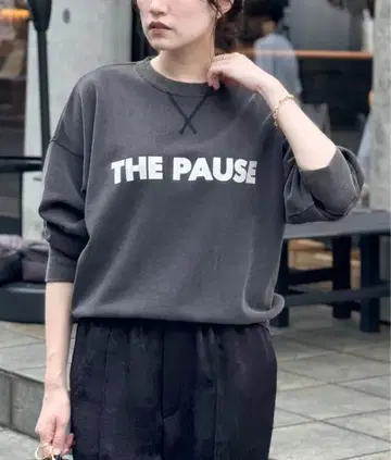 윔 가젯 THE PAUSE 맨투맨 블랙 빈티지 가공