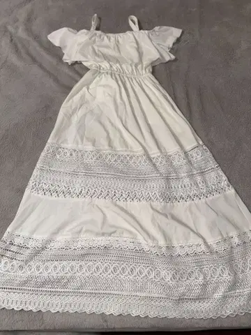 화이트 레이스 장식 맥시 드레스 M 사이즈