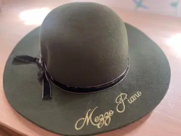 미사용 새상품 Mezzo Piano 햇 F (54-56cm)