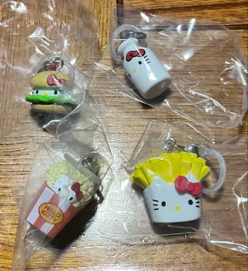 헬로키티 아메리칸 키티 캡슐 토이 4개 세트 세미 컴플리트