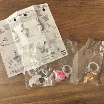 [ 새상품 ] 산리오 캐릭터즈 윳토 메지루시 액세서리 세트